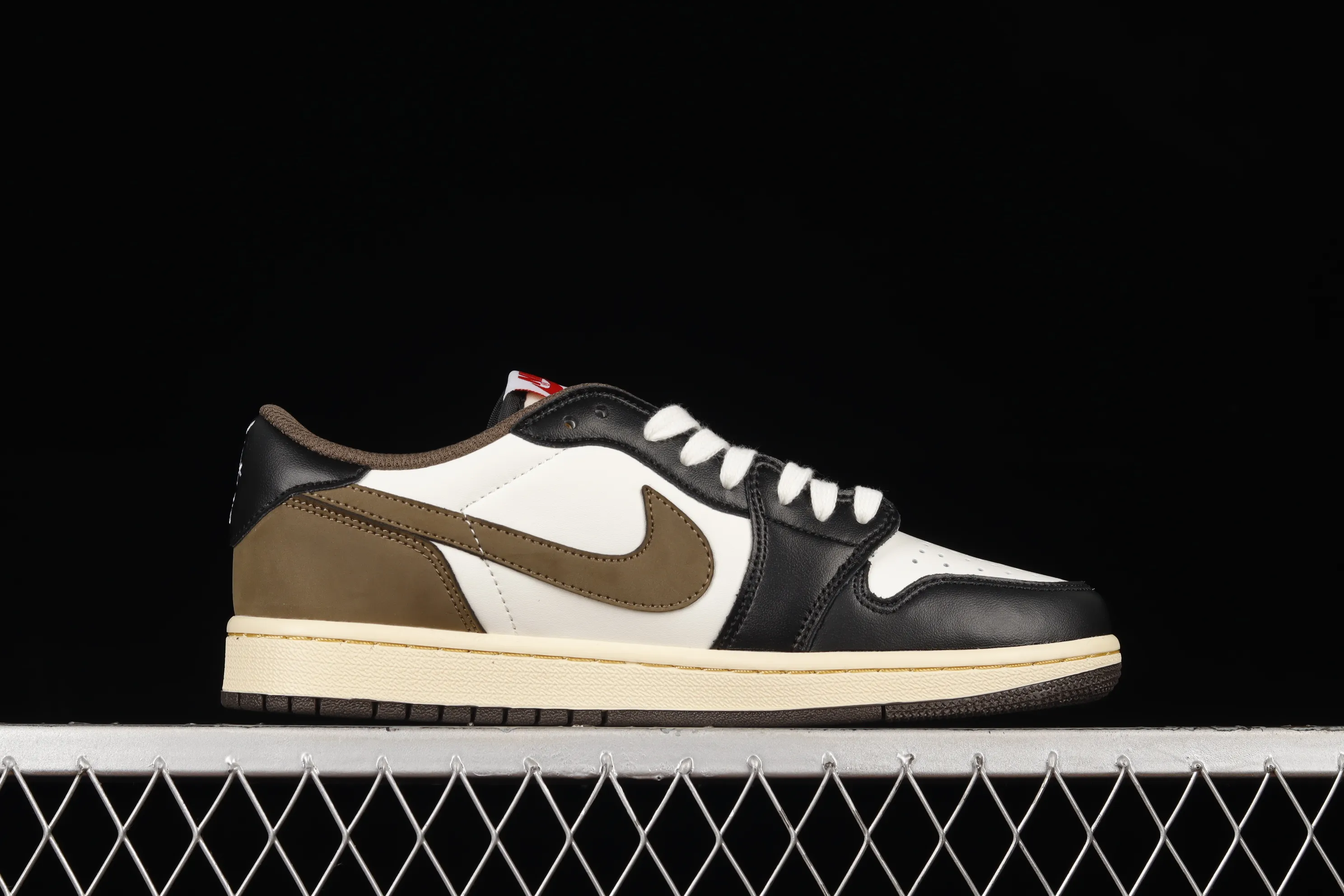 All categories Air Jordan Jordan series basketball shoes Air Jordan 1 Low Travis Scott x Air Jordan 1 Low "Dark Mocha" AJ1 Joe 1 Little Mocha CQ4277-105